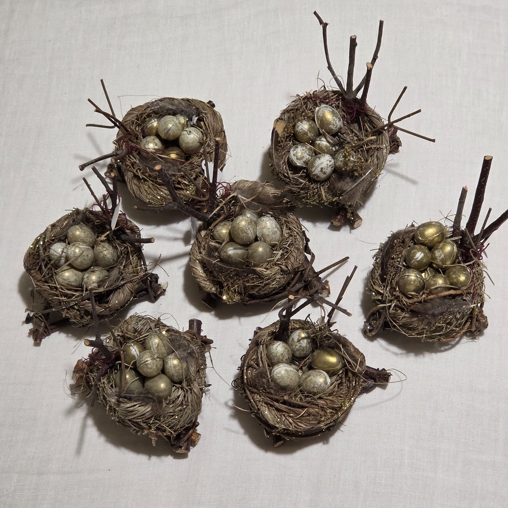 Rustic Bird Nest Place Card Holder with Golden Speckled Eggs - Set Of 7
